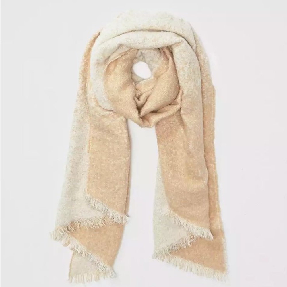 NWT AE Cozy Ombre Scarf